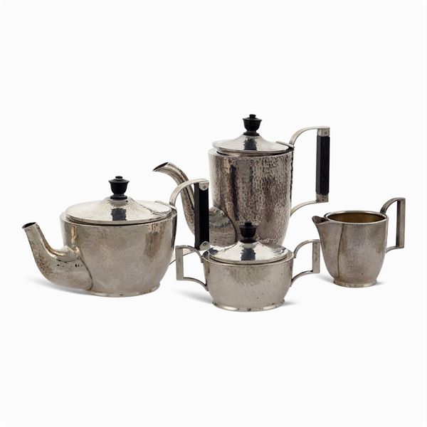 Silver tea and coffee service (4)  (Italy, 20th century)  - Auction Fine Silver & The Art of the Table - Colasanti Casa d'Aste