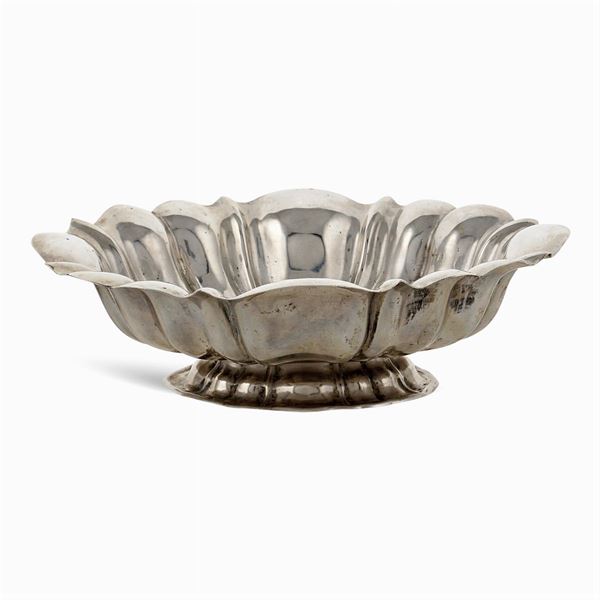 Silver centerpiece  (Italy, 20th century)  - Auction Fine Silver & The Art of the Table - Colasanti Casa d'Aste