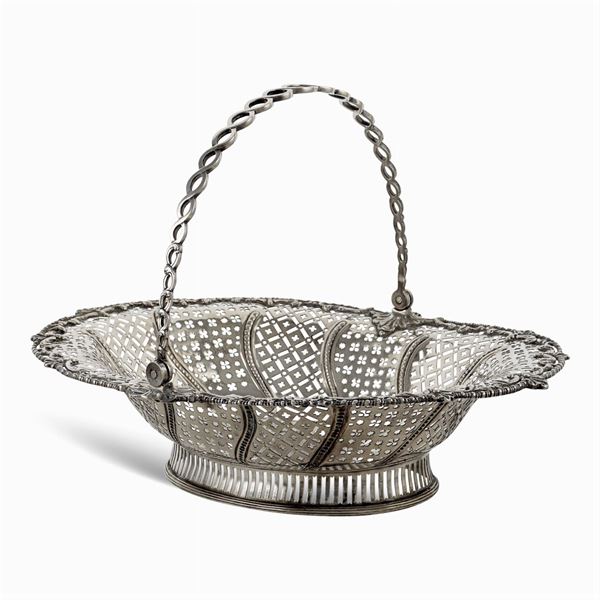 Silver basket with handle  (Dublin, 20th century)  - Auction Fine Silver & The Art of the Table - Colasanti Casa d'Aste
