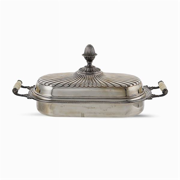 Oval silver entrée dish  (Italy, 20th century)  - Auction Fine Silver & The Art of the Table - Colasanti Casa d'Aste