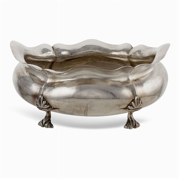 Silver centerpiece