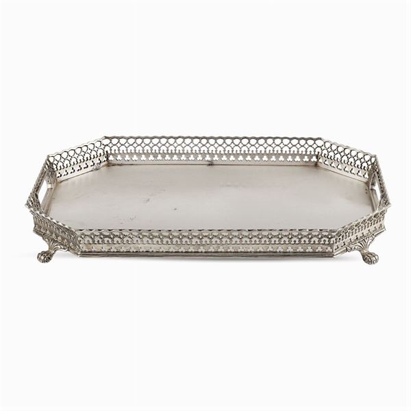 Octagonal silver tray  (Portugal, 20th century)  - Auction Fine Silver & The Art of the Table - Colasanti Casa d'Aste
