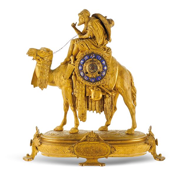 Orologio da tavolo in metallo dorato  (XIX - XX Sec.)  - Asta FINE ART DA UNA PRESTIGIOSA DIMORA UMBRA  - Colasanti Casa d'Aste