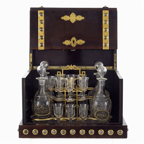Rosewood cave a liqueur