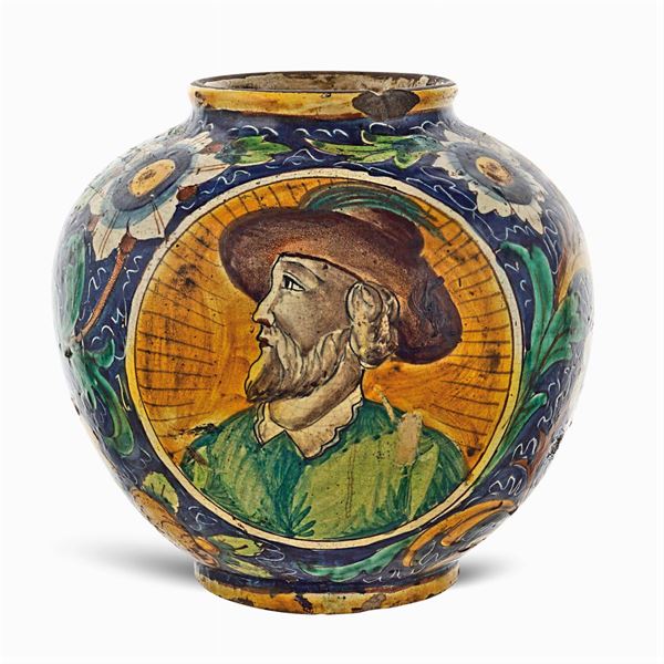 Vaso a boccia in maiolica