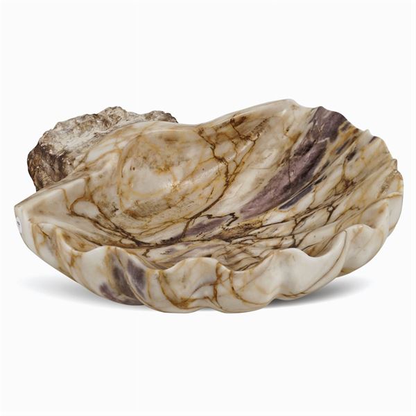 Calacatta marble wall font