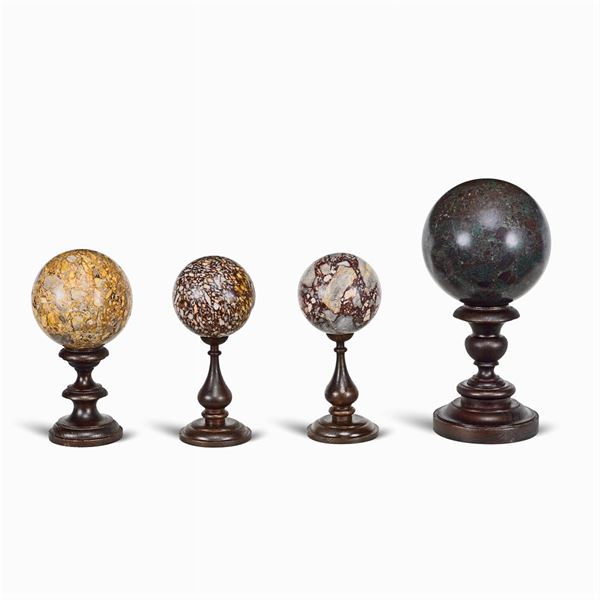 Group of spheres