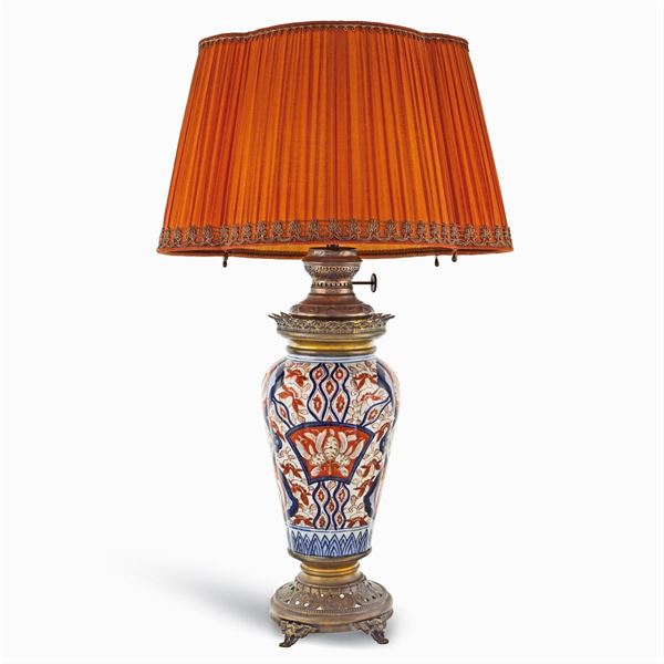 Imari porcelain lamp  (19th - 20th century)  - Auction OLD MASTER PAINTINGS AND FURNITURE FROM VILLA SAMINIATI AND PRIVATE COLLECTIONS - Colasanti Casa d'Aste