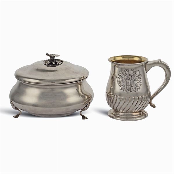 Group of silver objects (2)