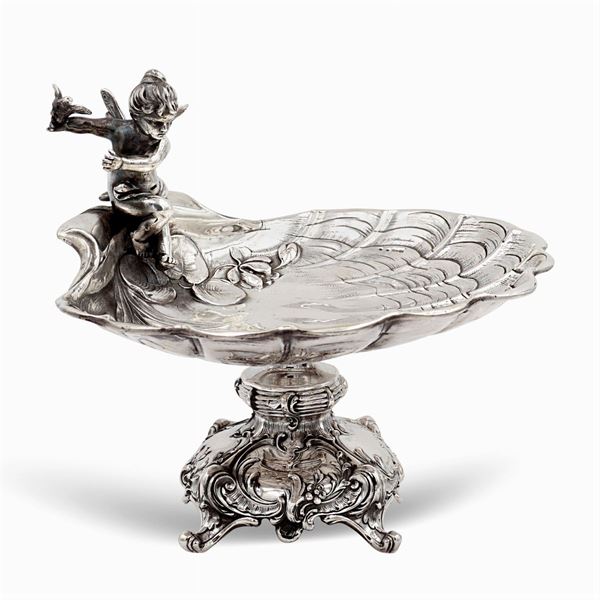 Silver centrepiece
