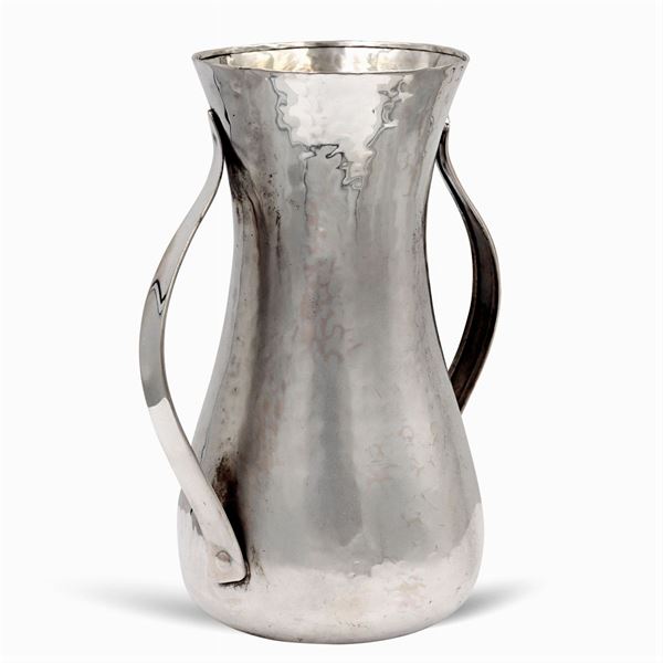 Decanter in argento con manici