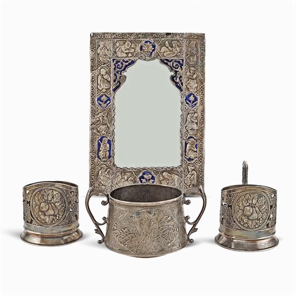 Group of silver objects (4)