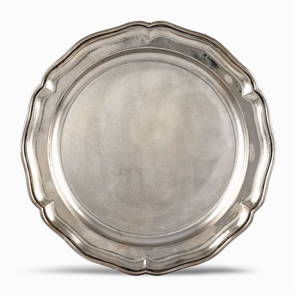Silver serving dish