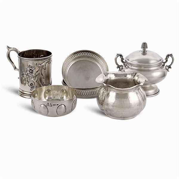 Gruppo di oggetti in argento (7)