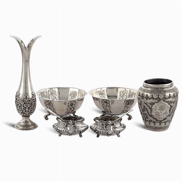 Group of silver objects (6)