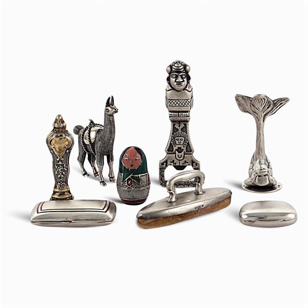 Group of silver objects (8)  (Different manufactures)  - Auction FINE SILVER & THE ART OF THE TABLE - III - Colasanti Casa d'Aste