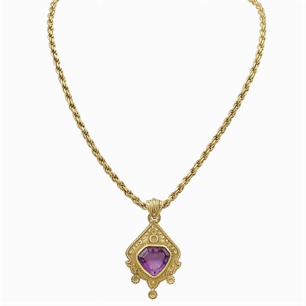18kt gold pendant with amethyst