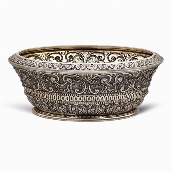 Silver centerpiece