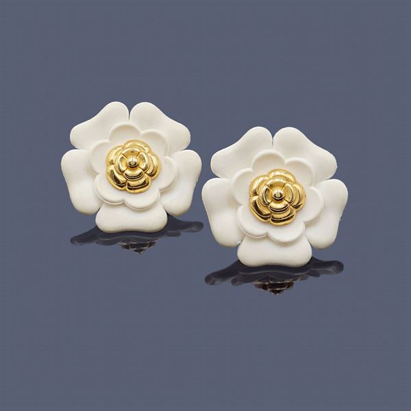 Chanel, vintage bijou earrings
