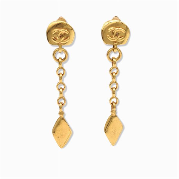 Chanel, vintage bijou earrings