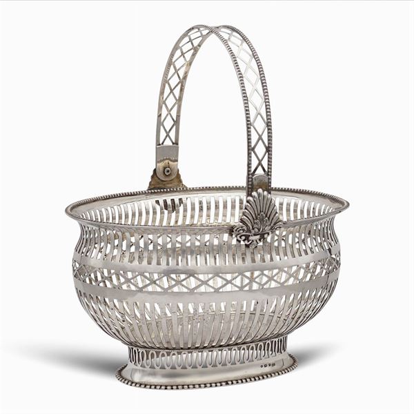 Pierced silver basket, with handle