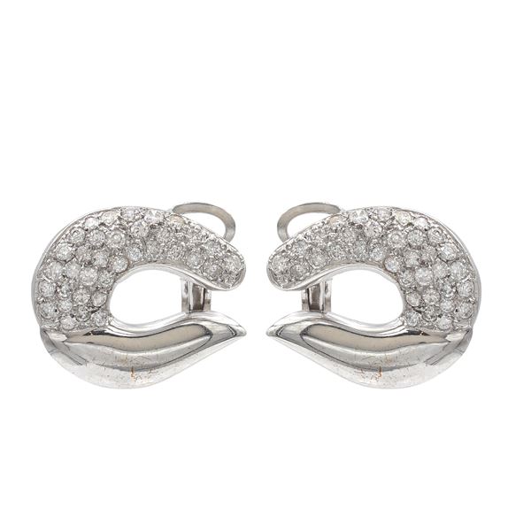 18kt white gold and diamond creole earrings