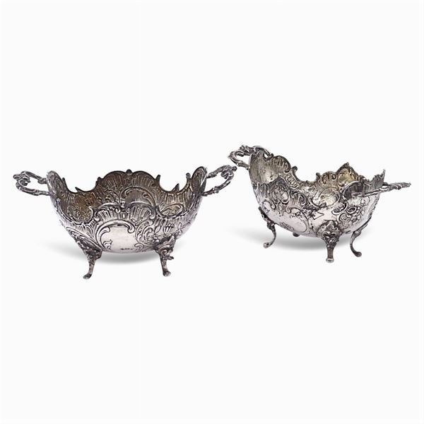 Pair of silver baskets