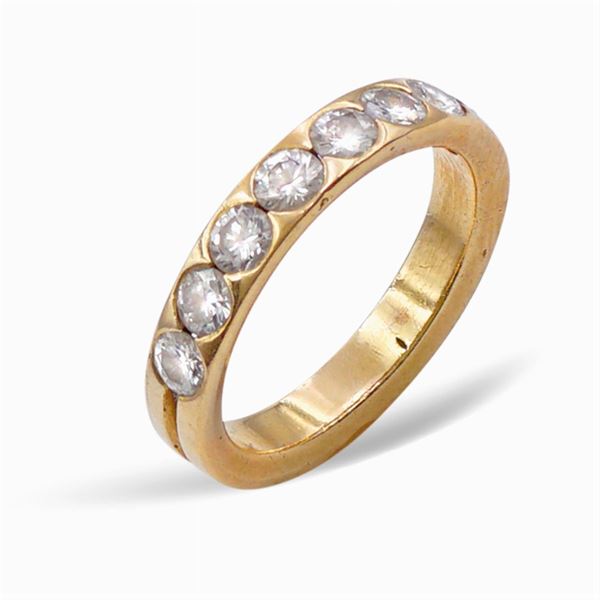 Anello mezzafede in oro giallo 18kt e diamanti