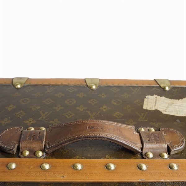Wardrobe trunk by Louis Vuitton (Co.) on artnet