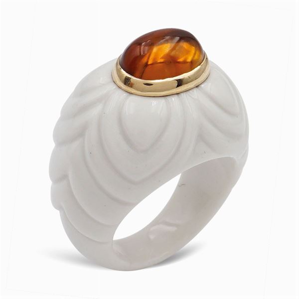 Bulgari, Chandra model ring