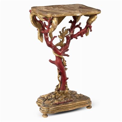 Tavolino in Legno Laccato e Dorato