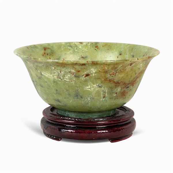 Jade cup  (China, 20th century)  - Auction From Important Roman Collections - Colasanti Casa d'Aste