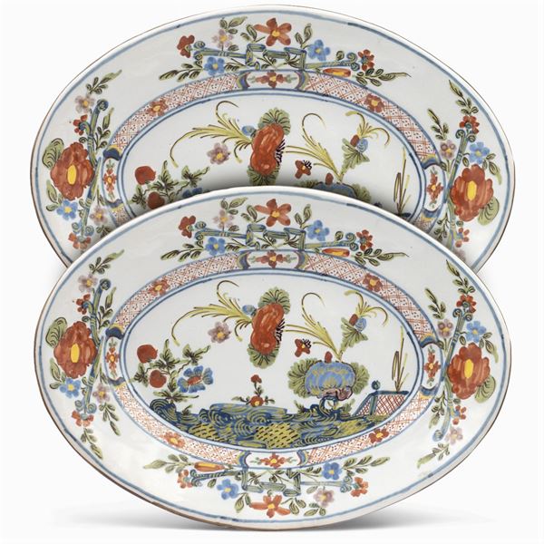 Pair of oval polychrome majolica trays