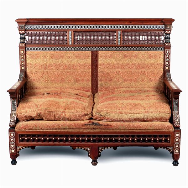 Two seat walnut sofa  (Morocco, 19th-20th century)  - Auction OLD MASTER PAINTINGS AND FURNITURE FROM VILLA SAMINIATI AND PRIVATE COLLECTIONS - Colasanti Casa d'Aste