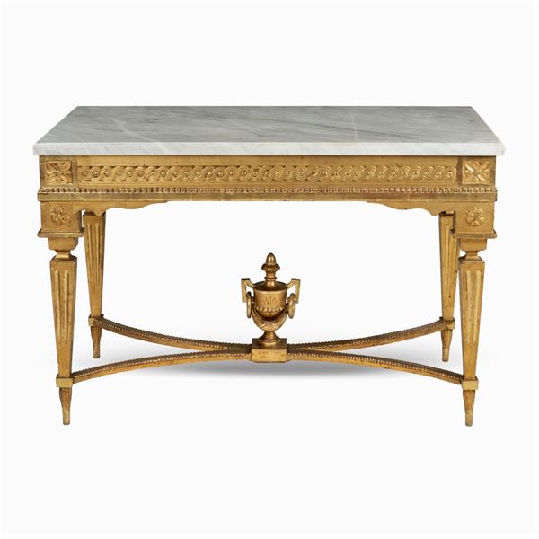 Gilt wood centerpiece table