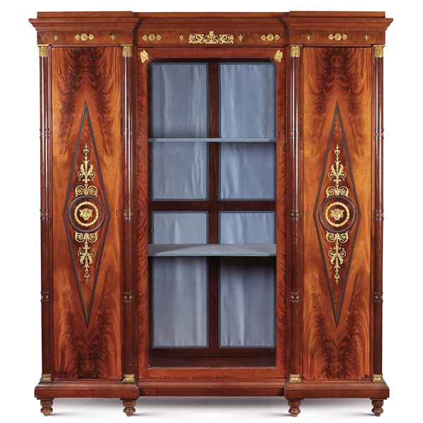 Libreria in mogano e piuma di mogano  (Francia, XIX Sec.)  - Asta DIPINTI ANTICHI DA UNA PRESTIGIOSA DIMORA ROMANA - I - Colasanti Casa d'Aste