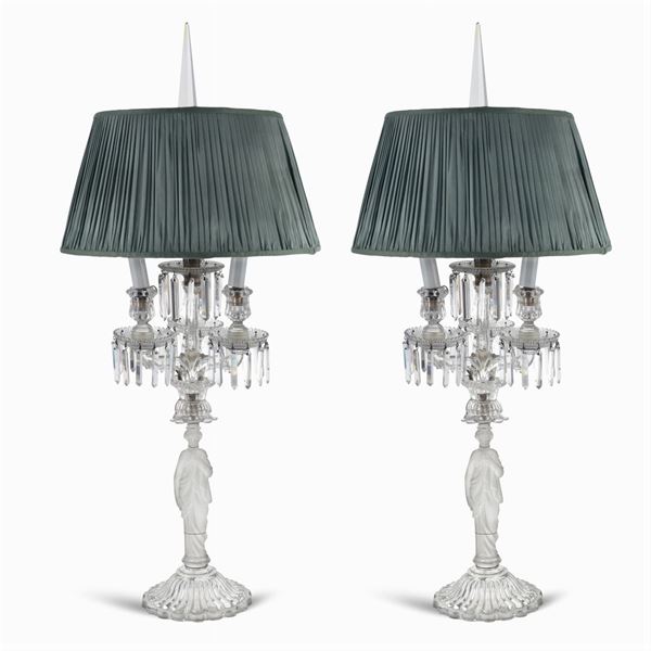 Coppia di candelabri elettrificati in cristallo Baccarat