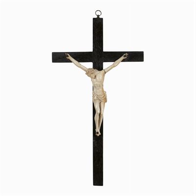 Crocifisso in Legno con Cristo in Avorio