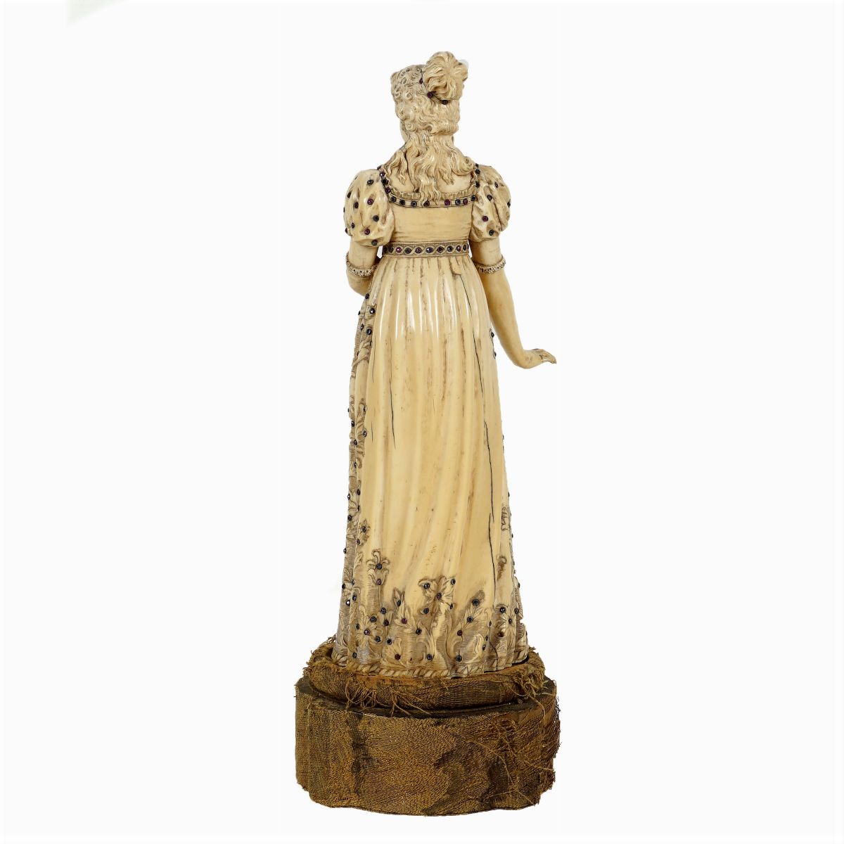Figura Gioiello in Avorio