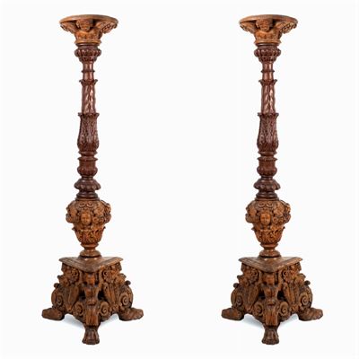 Coppia di Torcieri in Legno