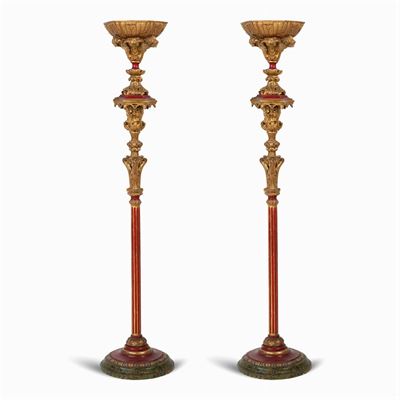 Coppia di Torcieri Elettrificati in Legno Laccato e Dorato