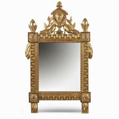 Specchiera in Legno Dorato ed Intagliato