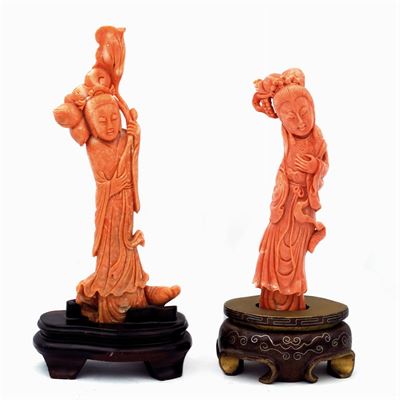 Gruppo di Due Sculture in Corallo (2)