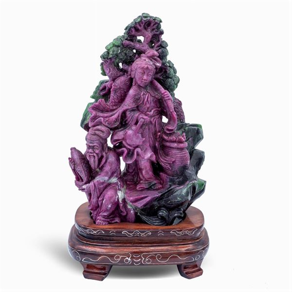 Gruppo in zoisite  (Cina, XX Sec.)  - Asta Da Importanti Collezioni Romane - Colasanti Casa d'Aste