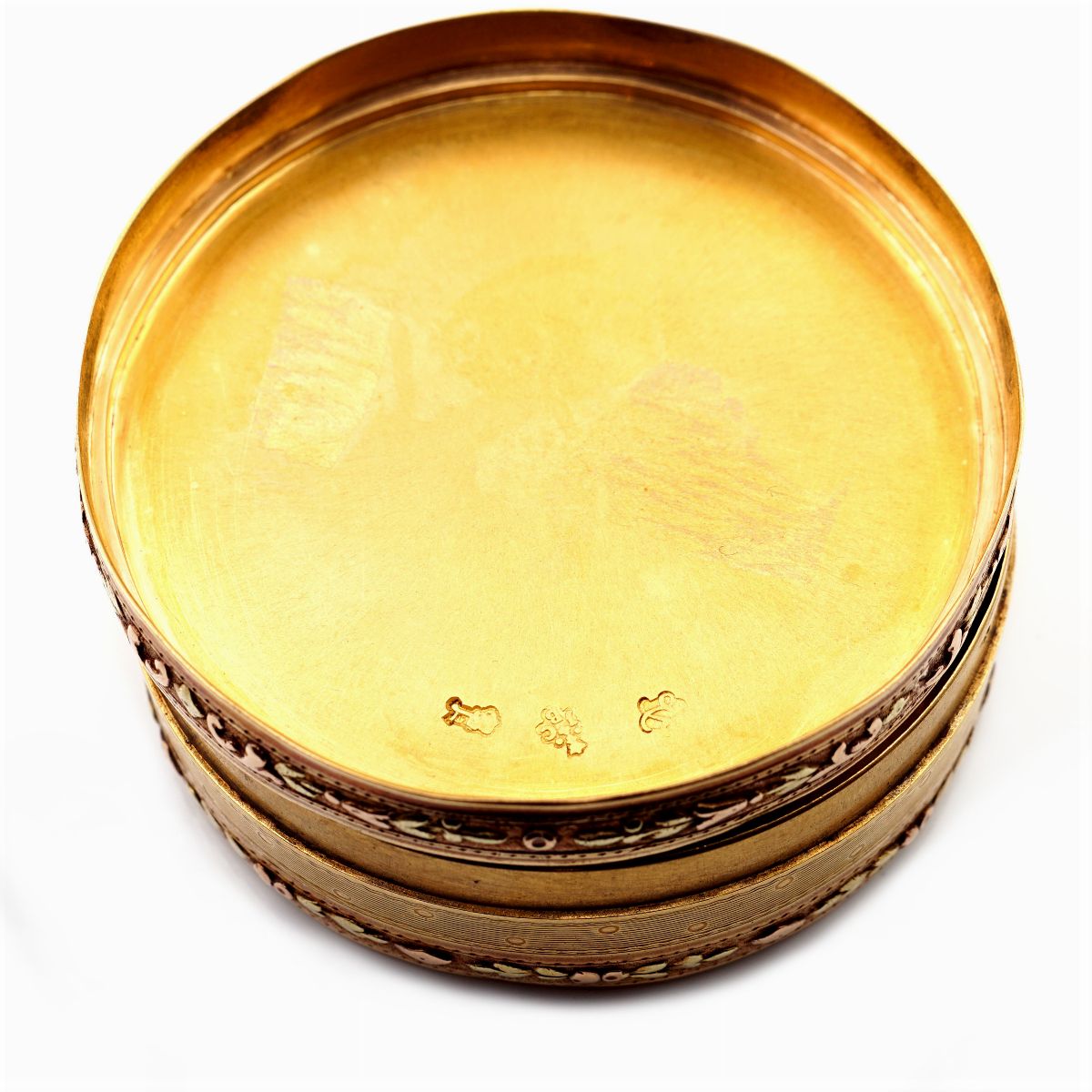 Tabacchiera in Oro Giallo 18kt di Forma Circolare
