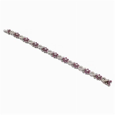Bracciale a Motivo Floreale in Oro Bianco 18kt