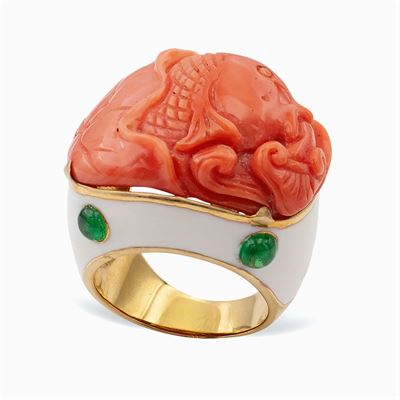 Anello in Oro Giallo 18kt e Corallo