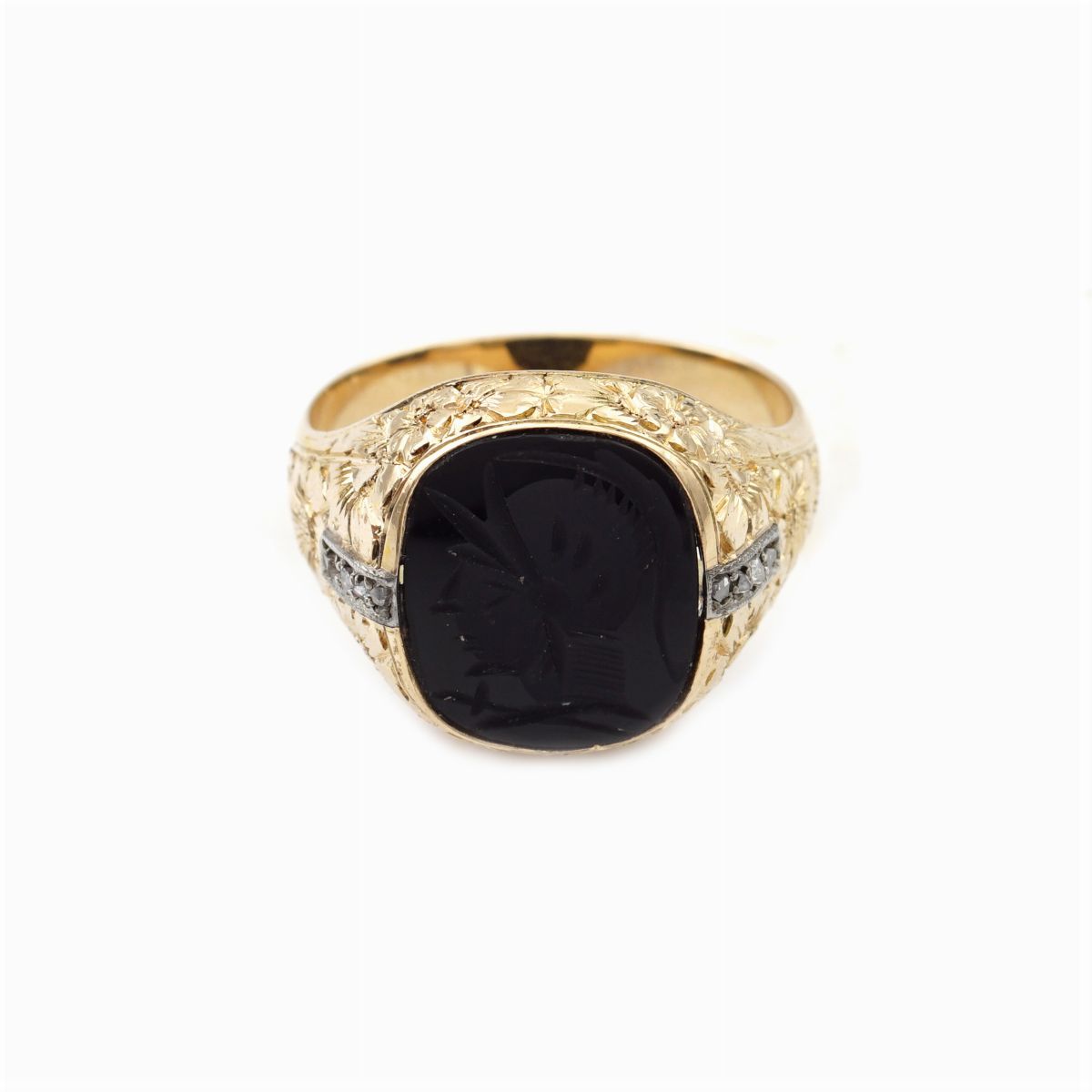 Anello Chevalier in Oro Giallo 18kt e Onice Nero