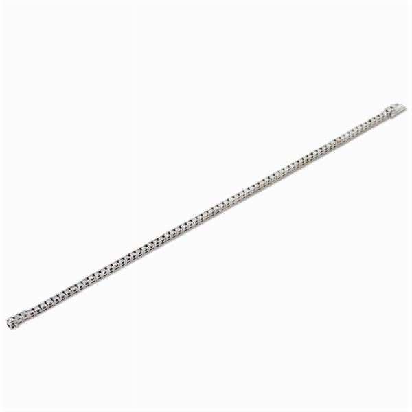 18kt white gold and diamond tennis bracelet