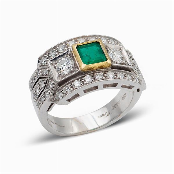 Dirce Repossi, anello in oro bianco 18kt con smeraldo